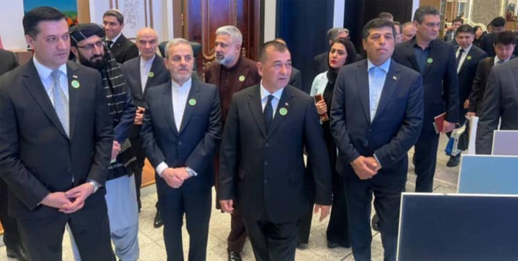 حضور رئیس اتاق مشترک بازرگانی ایران و ترکمنستان در مراسم شانزدهمین سالگرد تاسیس اتحادیه کارآفرینان و صنعتگران ترکمنستان