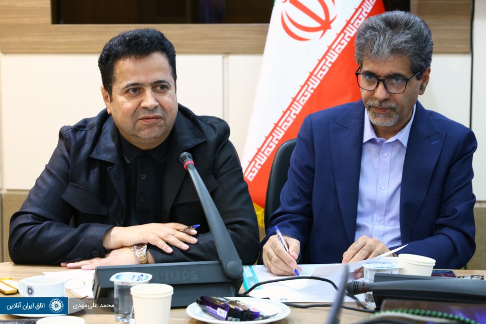 مدیریت نمایشگاهها با اتاق ایران باشد
