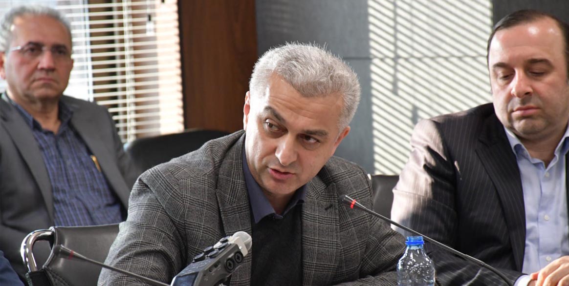 ضرورت اصلاح قوانین مالیاتی و بانکی برای حمایت از تولیدکنندگان