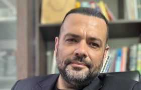 سونامی ارزی و خفگی تولید و مرگ تدریجی مصرف داخلی: چگونه سیاست‌های دستوری ایران را به توبره دیگران می‌کشد