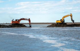 استاندار گلستان: ترک فعل در استقرار لایروب، مرگ خلیج گرگان را تشدید می‌کند