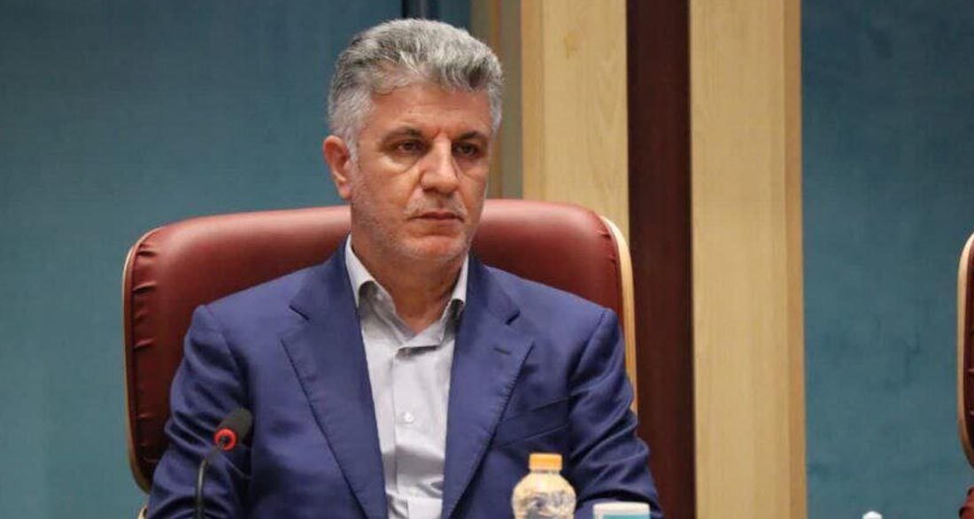 هیچ کمبودی در تأمین مرغ استان گلستان وجود ندارد / تسهیل واردات نهادههای دامی و حمایت اعتباری از تولیدکنندگان