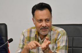 صنعت مرغداری امکان افزایش فوری تولید متناسب با رشد تقاضا را ندارد